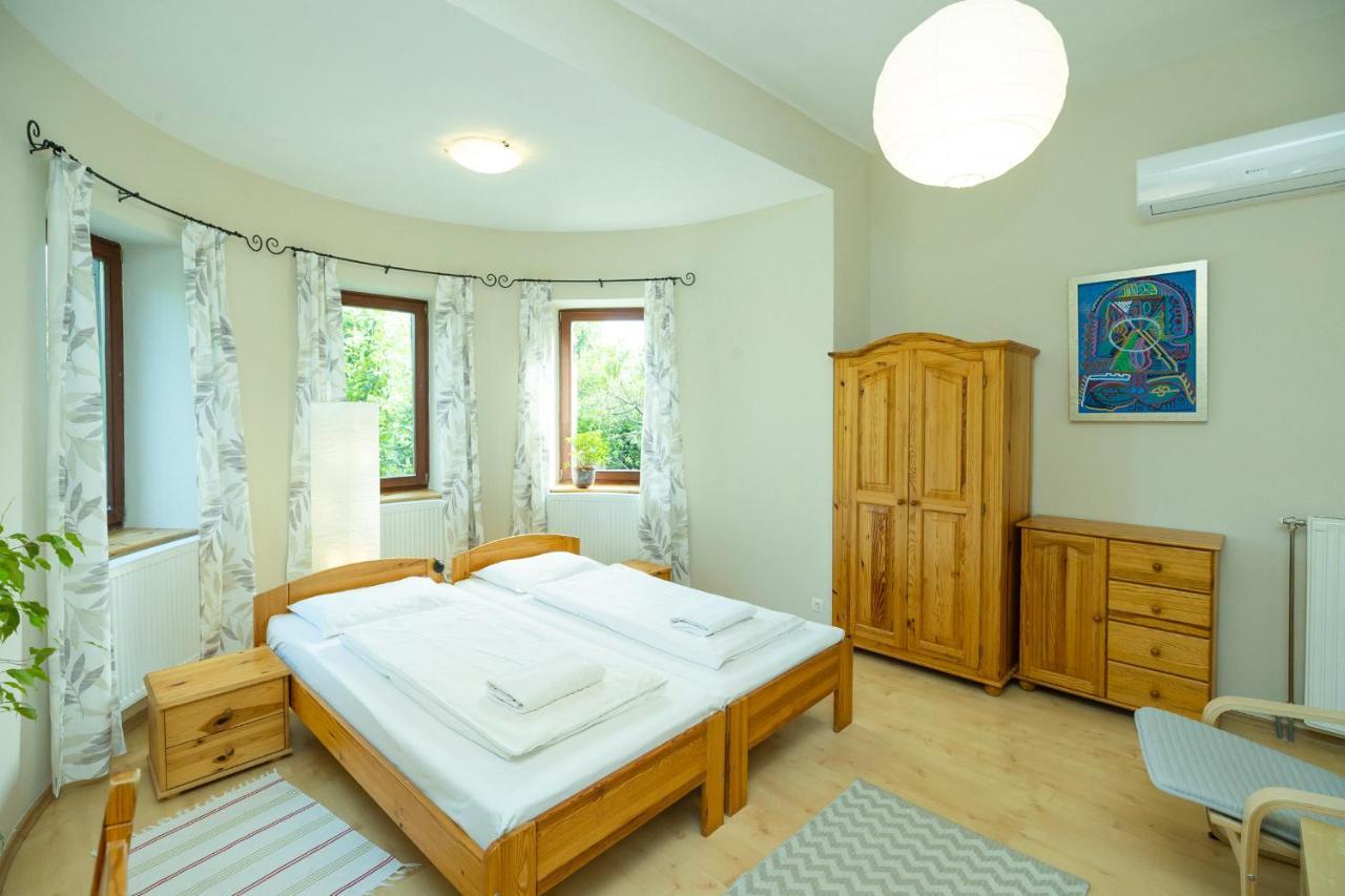 Nemes Apartman Eger Bagian luar foto