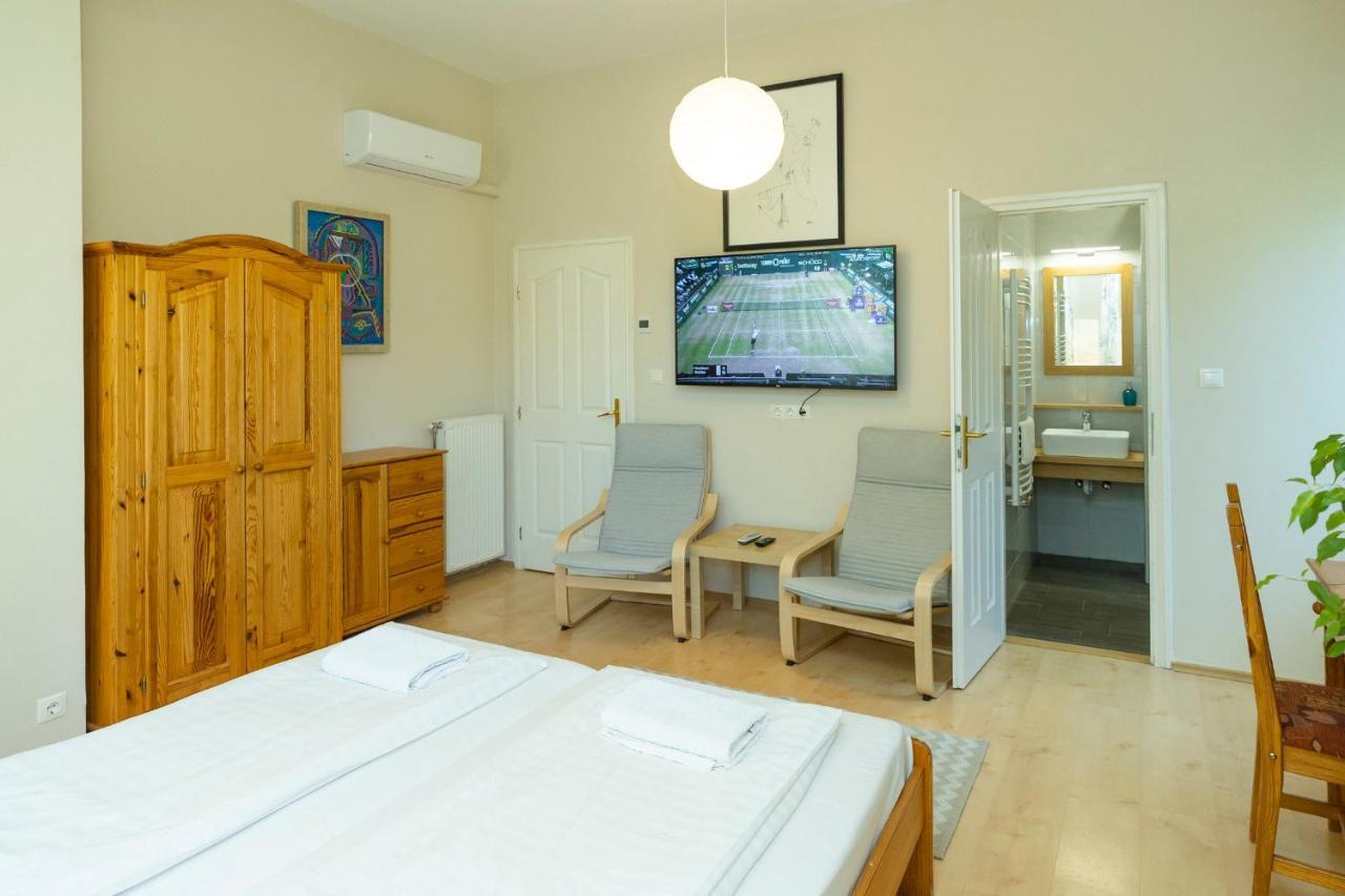 Nemes Apartman Eger Bagian luar foto