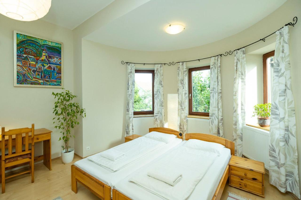 Nemes Apartman Eger Bagian luar foto