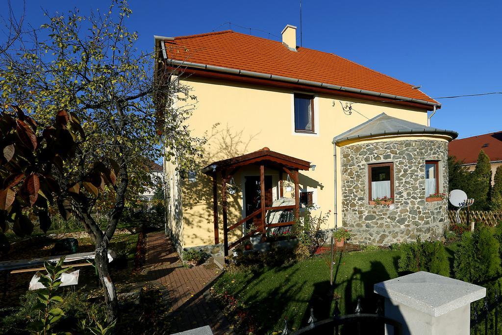 Nemes Apartman Eger Bagian luar foto