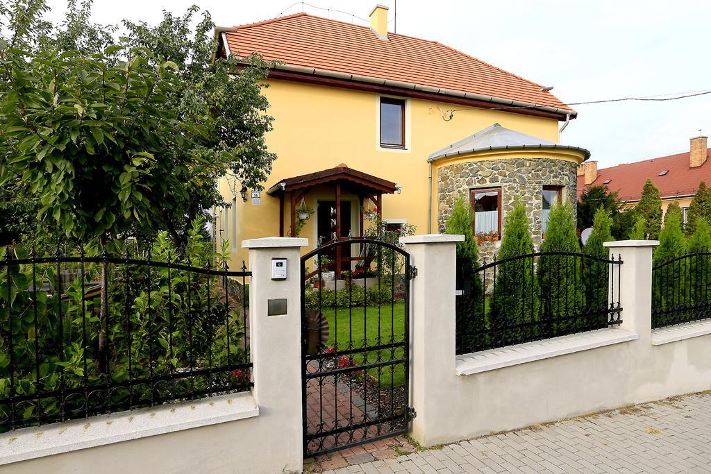 Nemes Apartman Eger Bagian luar foto